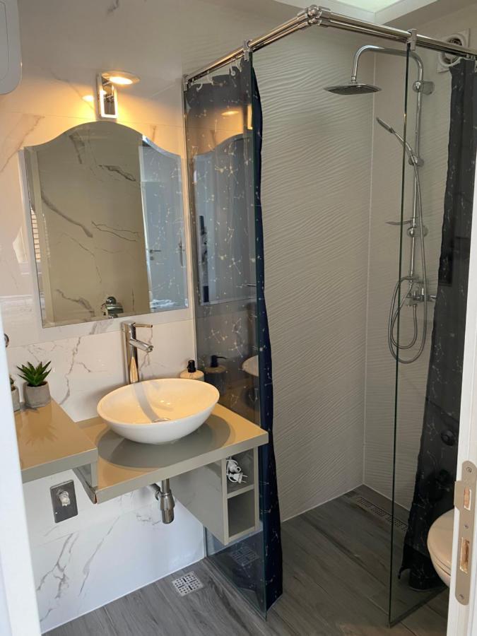 Art In Paradise Apartments Sarajevo Ngoại thất bức ảnh