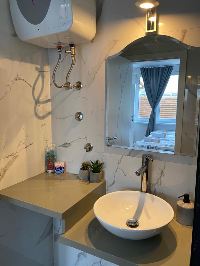 Art In Paradise Apartments Sarajevo Ngoại thất bức ảnh